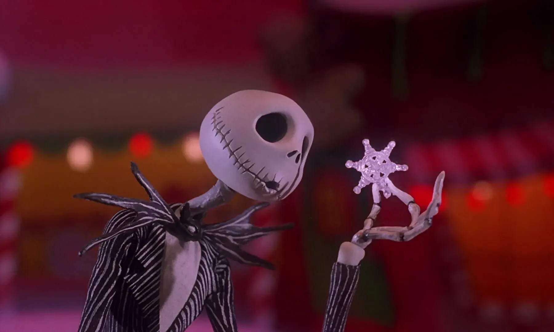 The Nightmare Before Christmas (1993) - Film Keluarga Tema Natal