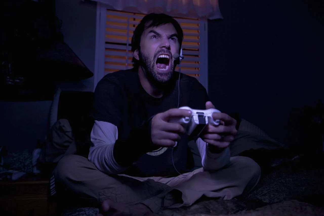 Cara Atasi Toxicity Komunitas Game Online!